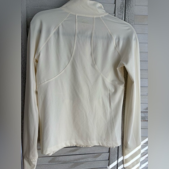 Workout Jacket Cream - Picture 3 of 5